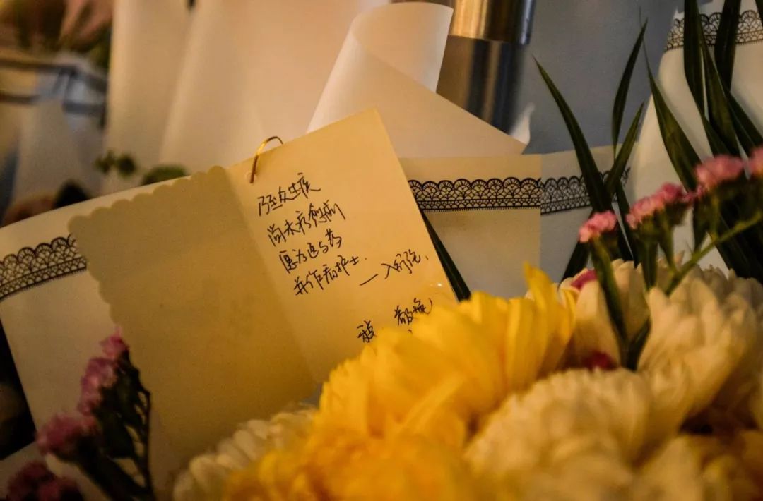 悼念李文亮 | 40天,一个“普通人”被改变的命运|悼念_新浪科技_新浪网