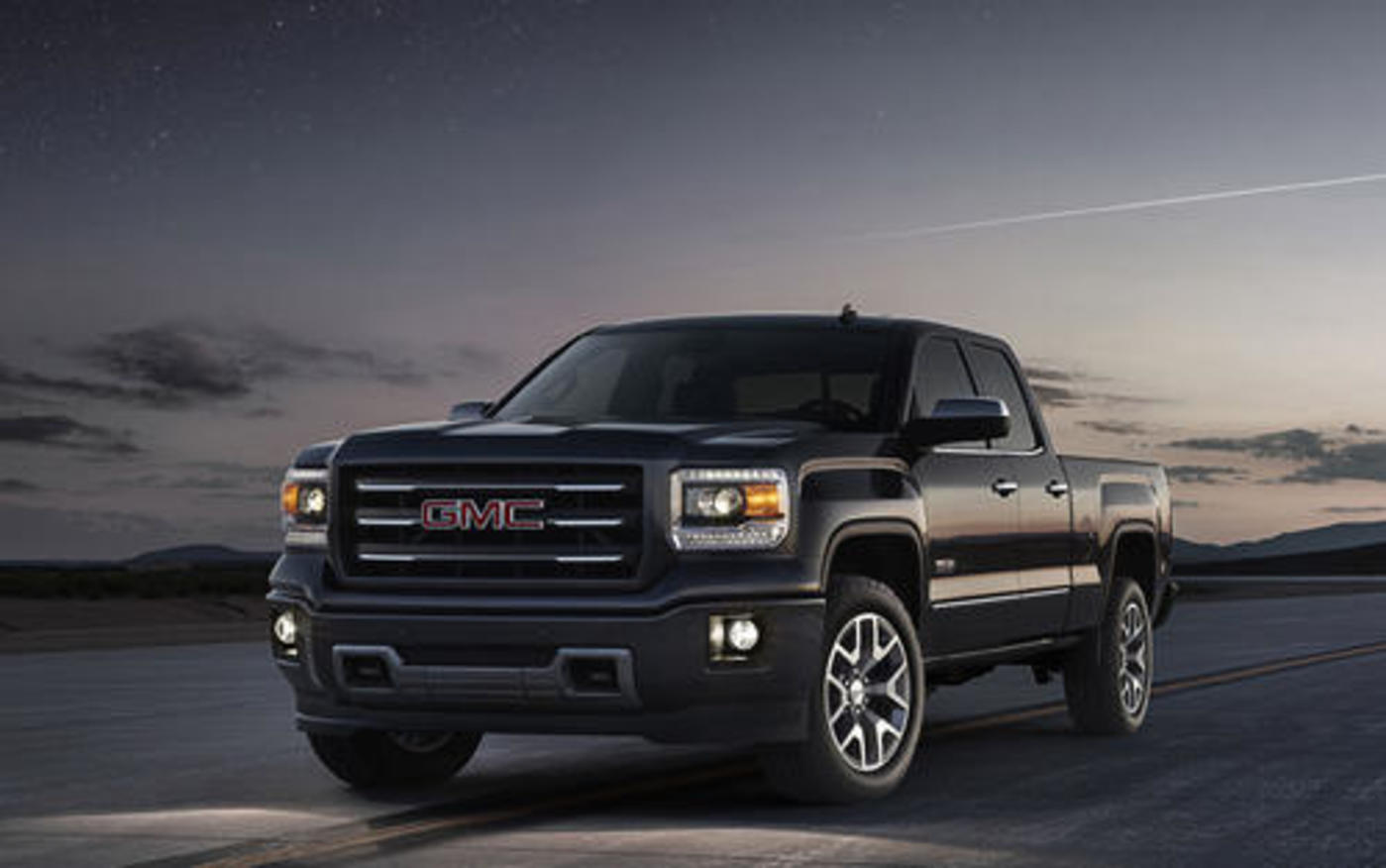 gmc sierra皮卡虽然悍马ev尚未正式发布和公布其售价区间,但gmc品牌