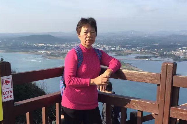 叶桂英视频:龙岗融媒首席记者 聂朦"菌汤里有羊肚菌,竹荪菌等多种野生