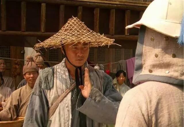 朱元璋是铁腕治贪有多恐怖?扮成乞丐暗访,回来后连杀5位大臣