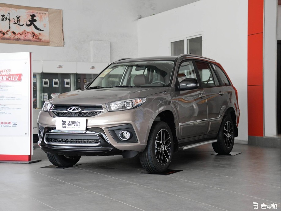 超实用的代步车 小哥带你看奇瑞瑞虎3