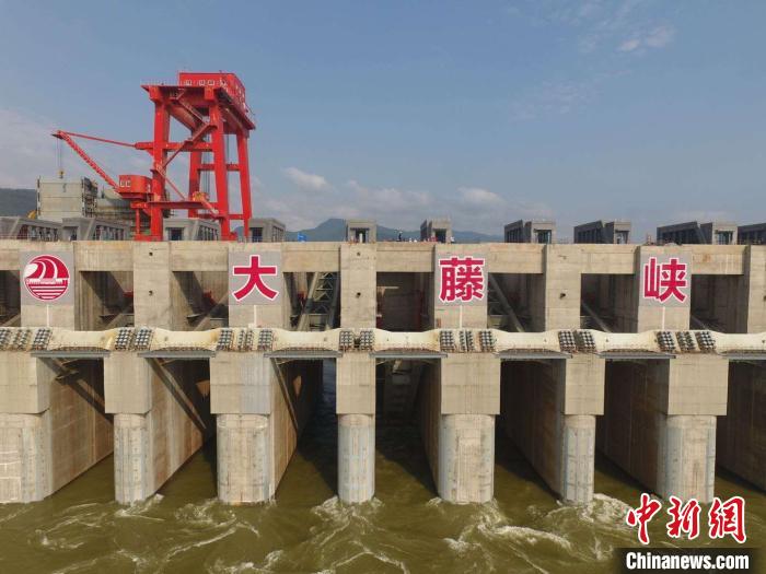 大藤峡水利枢纽工程下闸蓄水将保障粤港澳大湾区用水安全