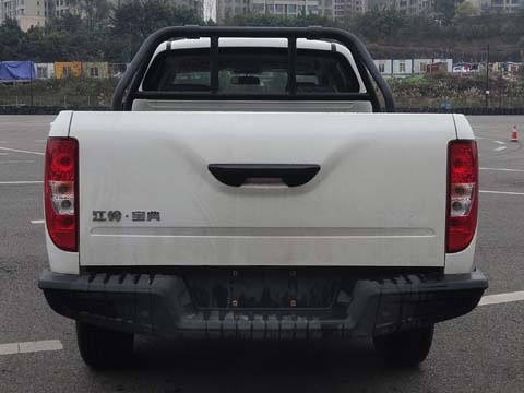 江铃宝典汽油国六版首曝光 搭1.8T Ecoboost动力