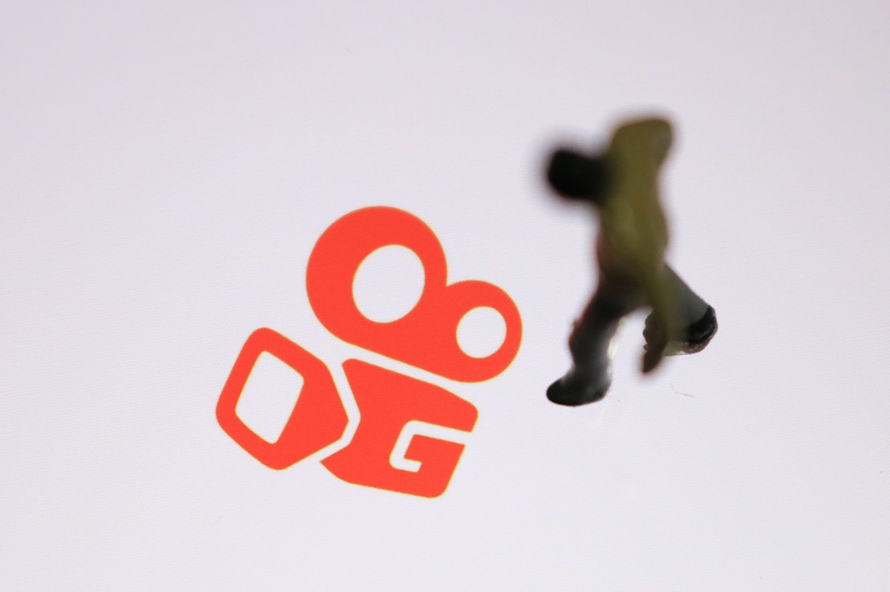 俞敏洪也上快手直播了,为什么?