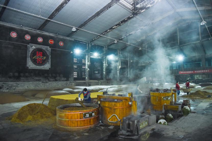 泸州老窖鼠年春酿出酒释放市场稳定信心