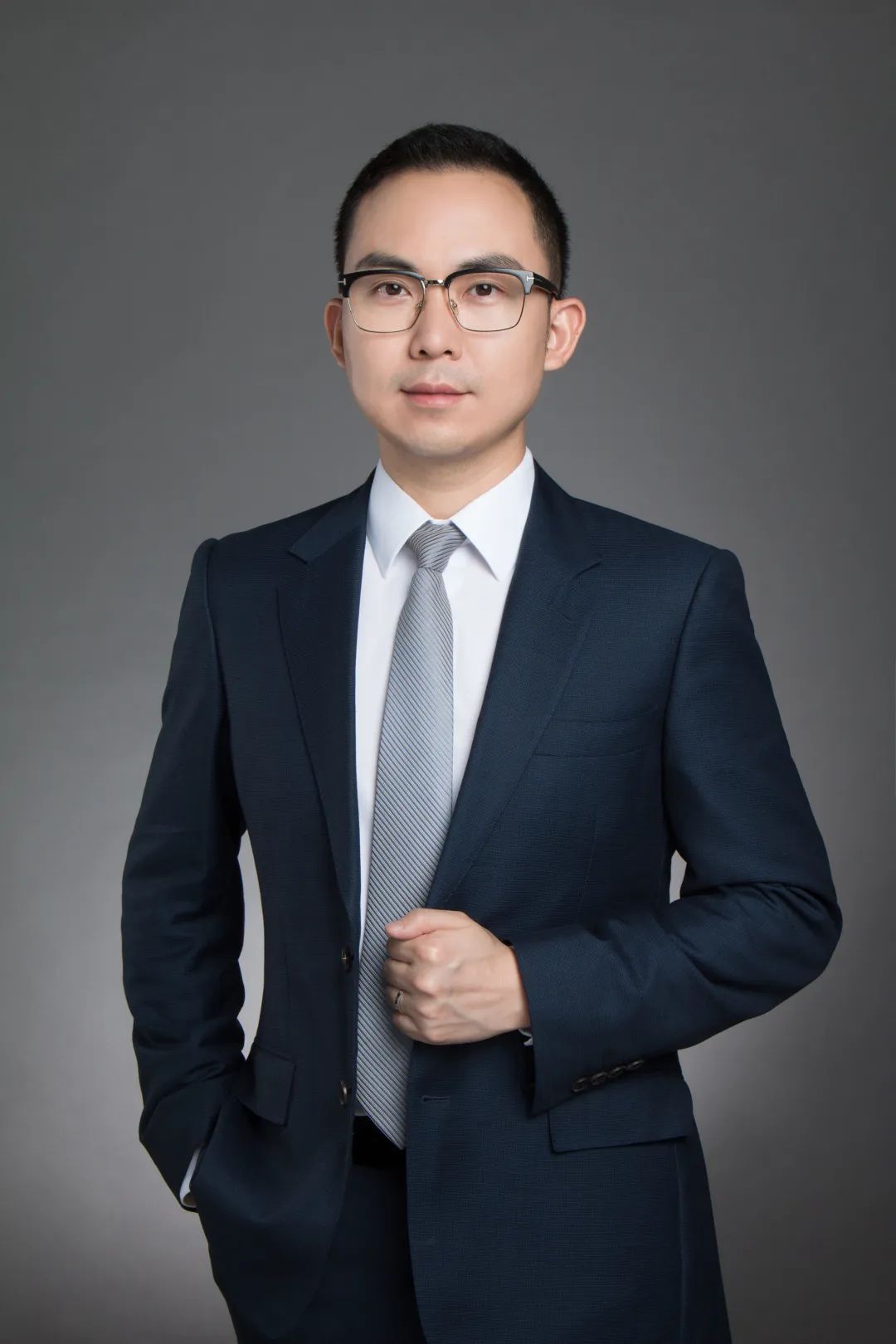 全球金融市场震荡|港股,美股怎么看?还可以继续投资吗?