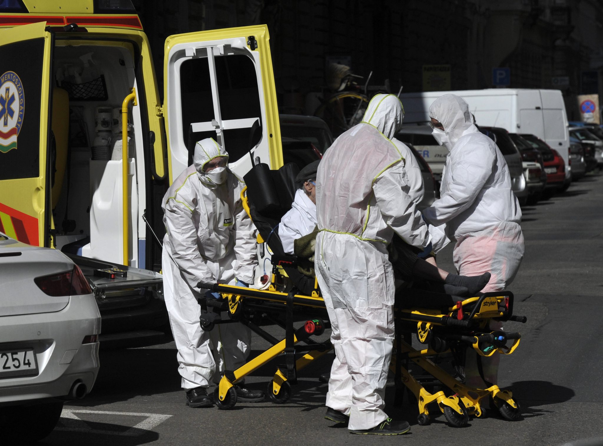 匈牙利新增新冠肺炎确诊病例39例累计226例