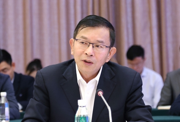 (长虹控股集团董事长赵勇致辞)