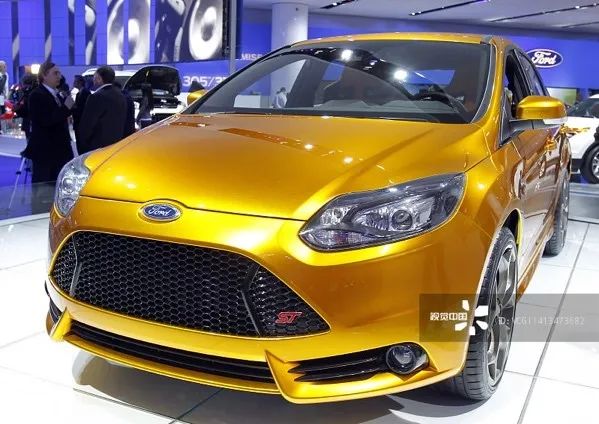 ■福特四面楚歌：评级被调至垃圾级 去年利润暴跌98%