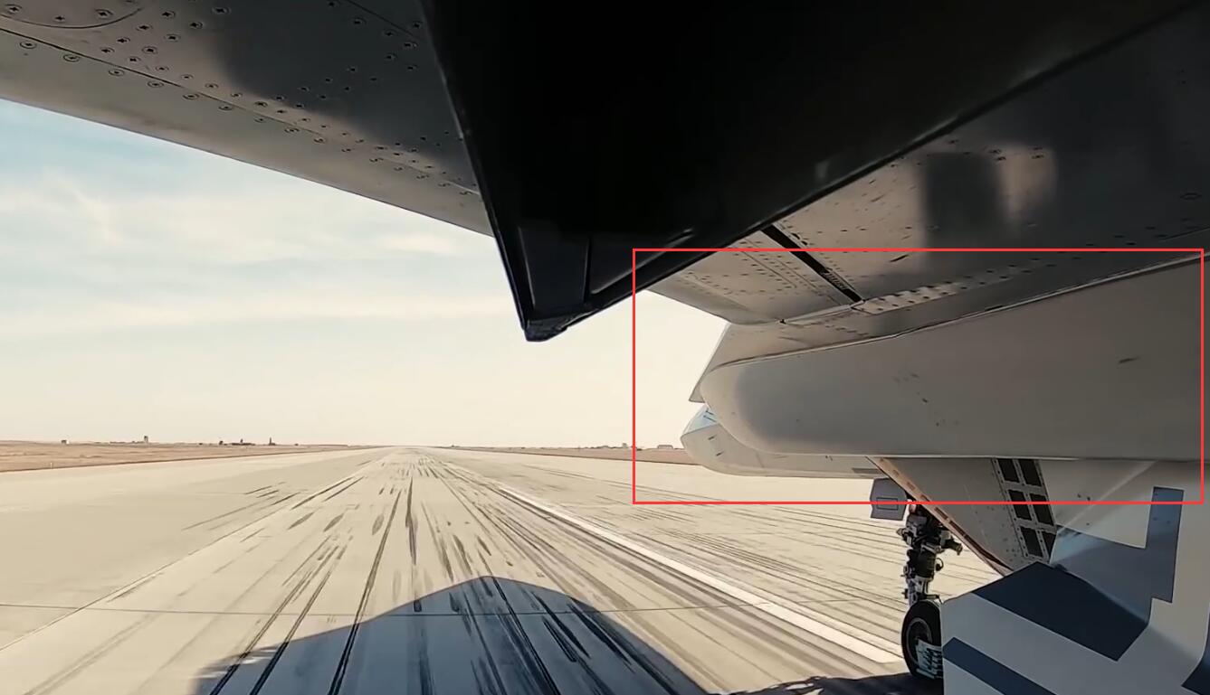 苏57战机最大谜团终于揭开 侧弹仓原来藏在这里|战斗机|导弹_新浪军事