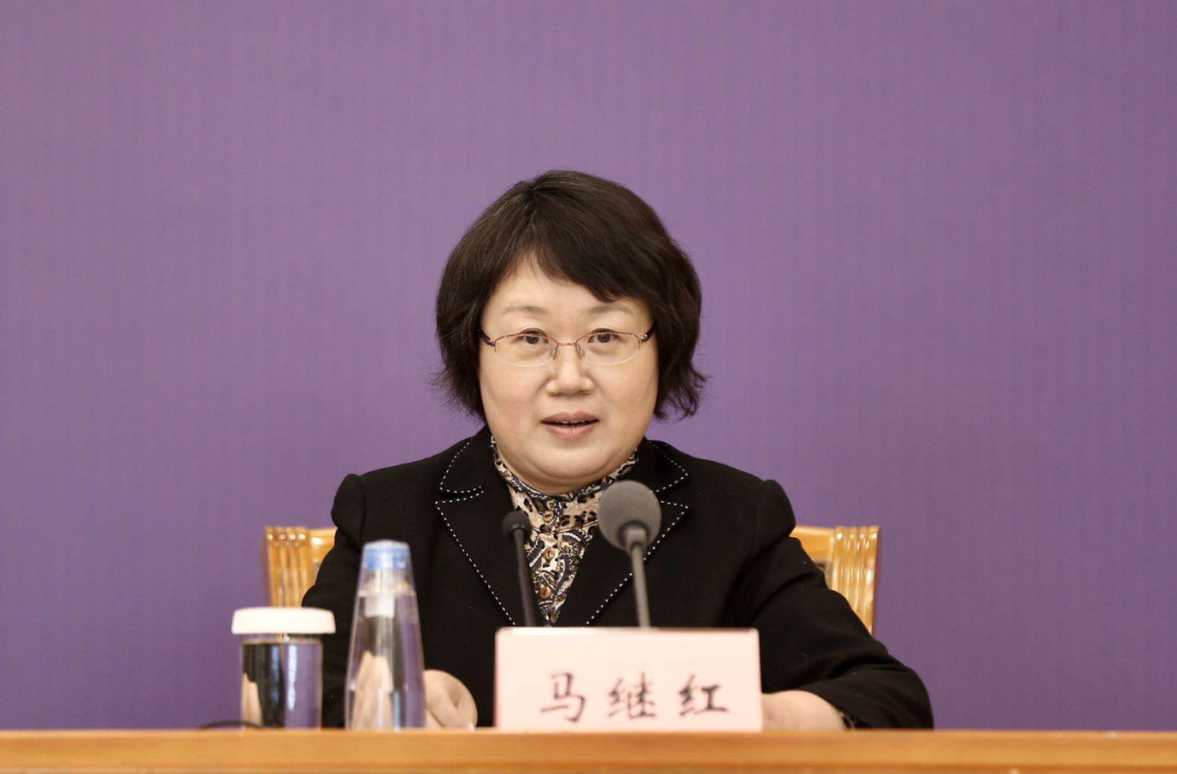 本报记者 车亮 摄马继红表示,下一步将按照创新经营业态的要求,进一步