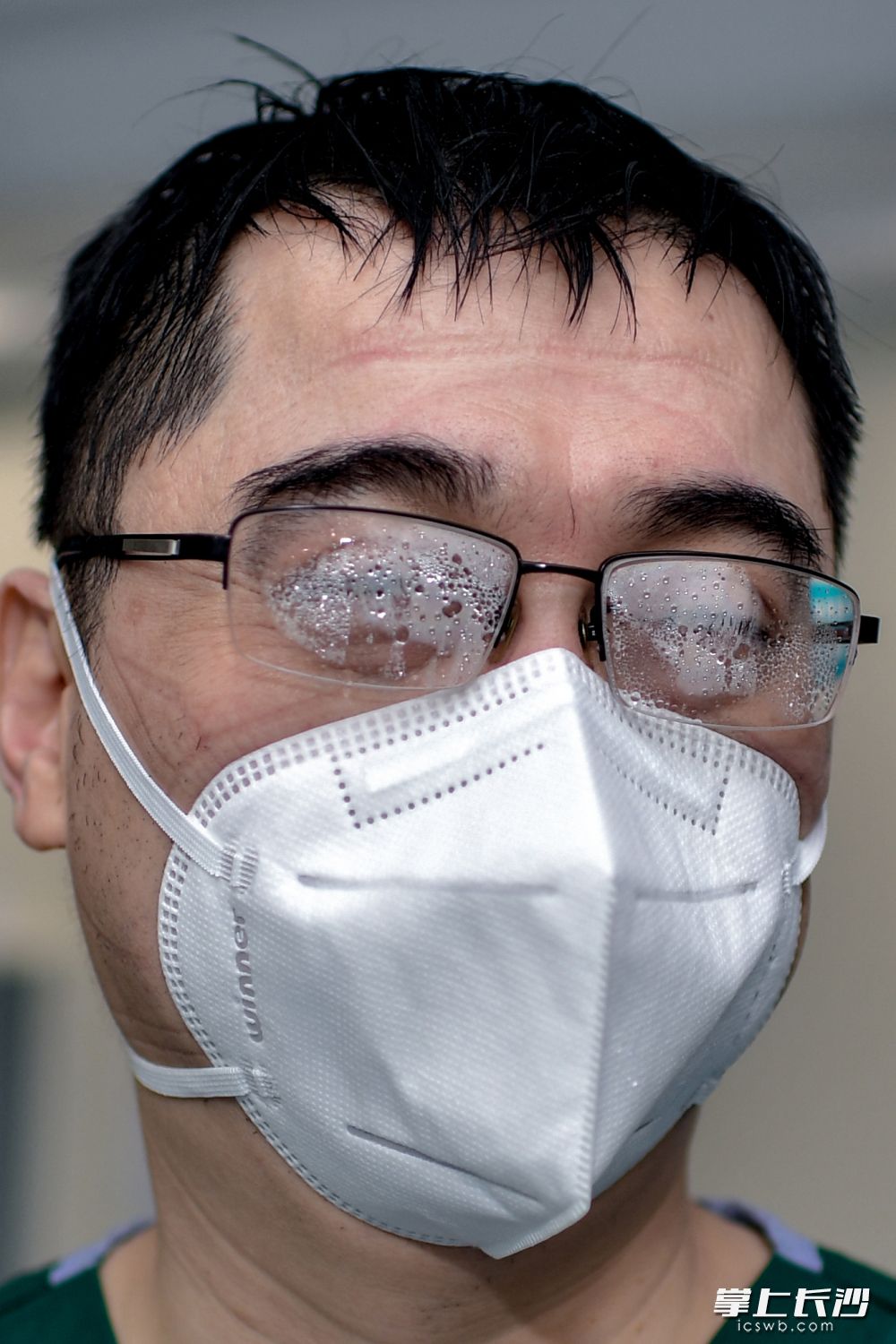 抗疫最前线|暖心叙事:他用影像将战疫故事"说"给你听