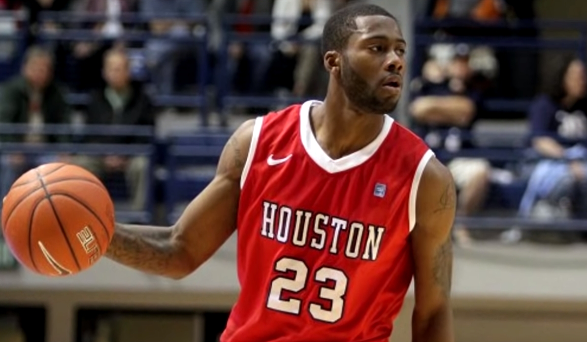 人物志乔纳森西蒙斯从自掏150美元试训到两千万的大合同