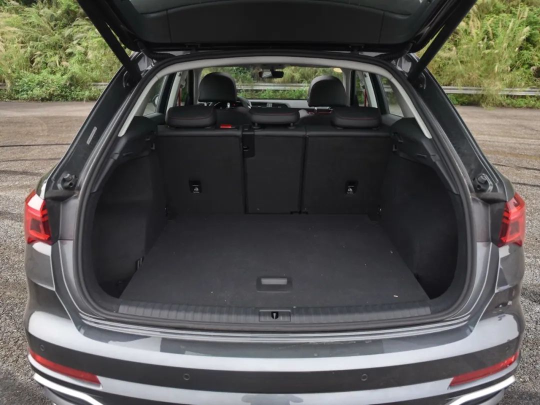 倍有面儿！20多万的奥迪SUV，性价比真的高吗？