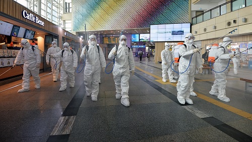 外媒:“新天地教会”引起的疫情是一个最坏的事