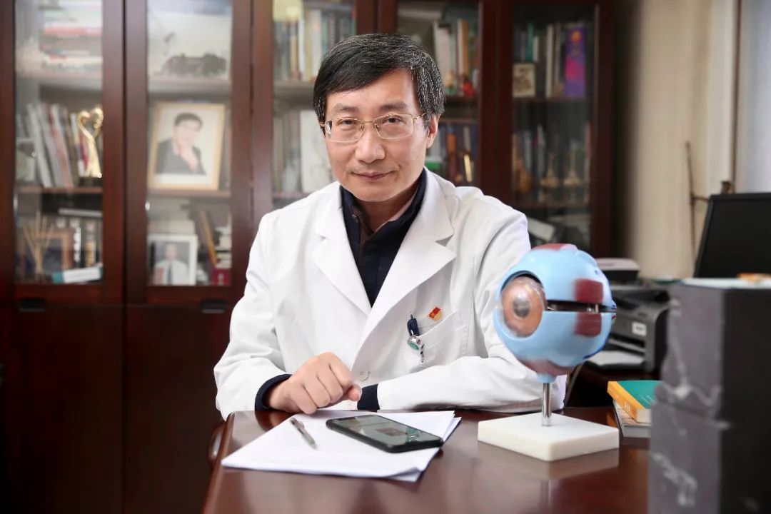 同仁医院副院长魏文斌(于楚众 摄)