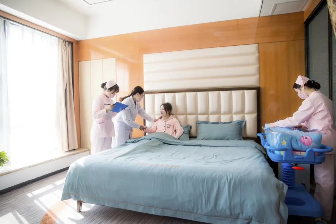 0元入住普宁女子享受高端月子会所服务后揭秘真实体验过的每一个细节