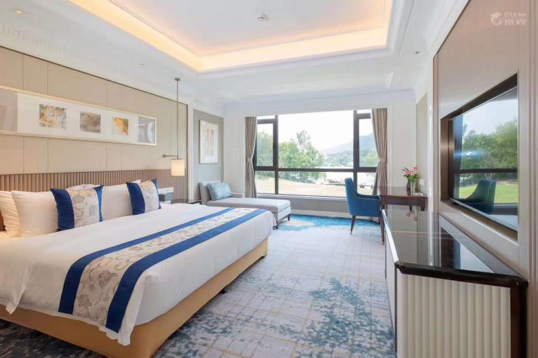 春天,我们的"诗与远方"③南京紫金山庄:摸准健康发展脉搏是关键