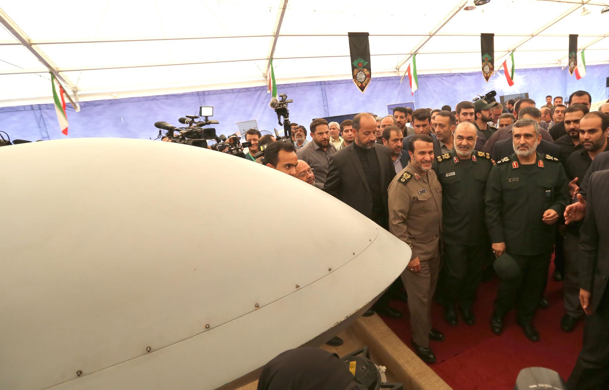 2020年全球军用无人_无人车真实配送,惊艳2020年世界智能网联大会