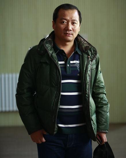 他是本山四号弟子,头发越掉越少,名气越来越大,出演角色遭人恨