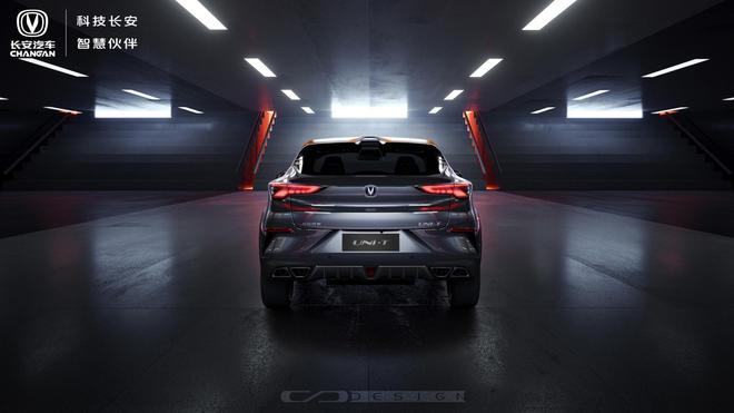 前瞻科技感“溢出”屏幕 长安UNI-T全球首发