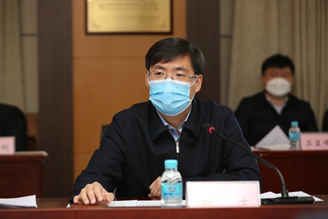 延吉市委召开常委会议暨市疫情防控工作领导小组会议