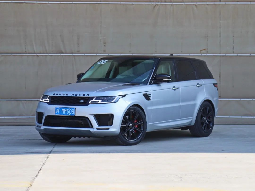 2.0T+8AT，性价比最高的宝马SUV之一，多数男人都喜欢