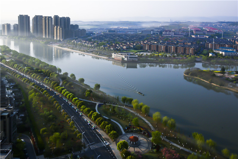 在家看天下·每日一景丨江苏宜兴:氿润江南宜城美