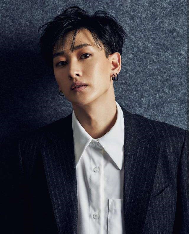 sj成员银赫为新冠疫情追加捐款1亿韩元 因母亲曾患肺疾非常辛苦