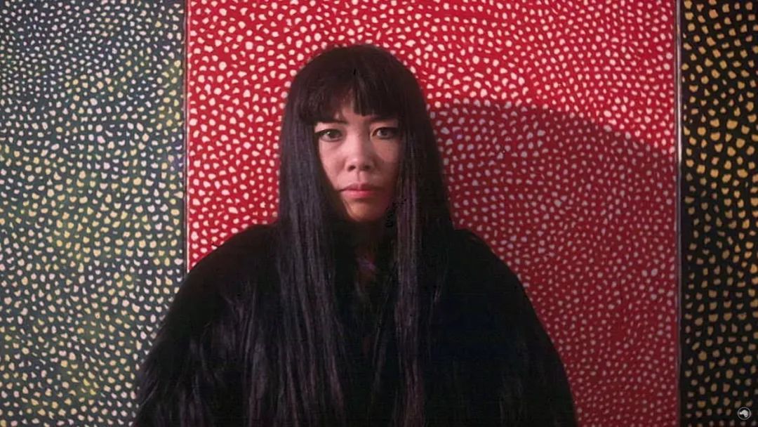 草间弥生的疯狂幻觉和性冷感