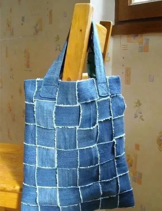 ins点赞千万的零成本旧牛仔裤改造感觉又省了一个亿