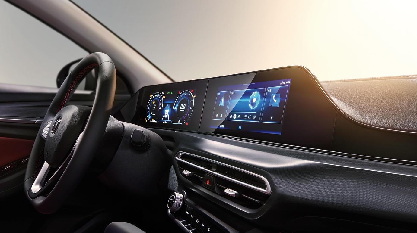 PLUS系列首款轿车 长安逸动PLUS今日开启预售