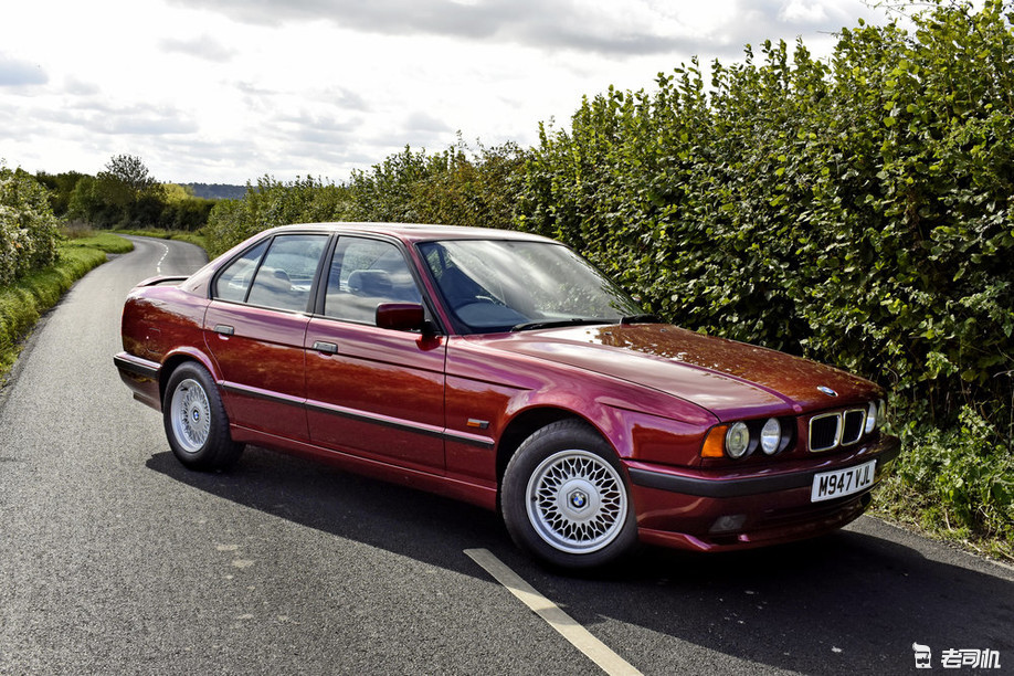 "双肾"进化史 百年前的宝马中网原来就这么大?