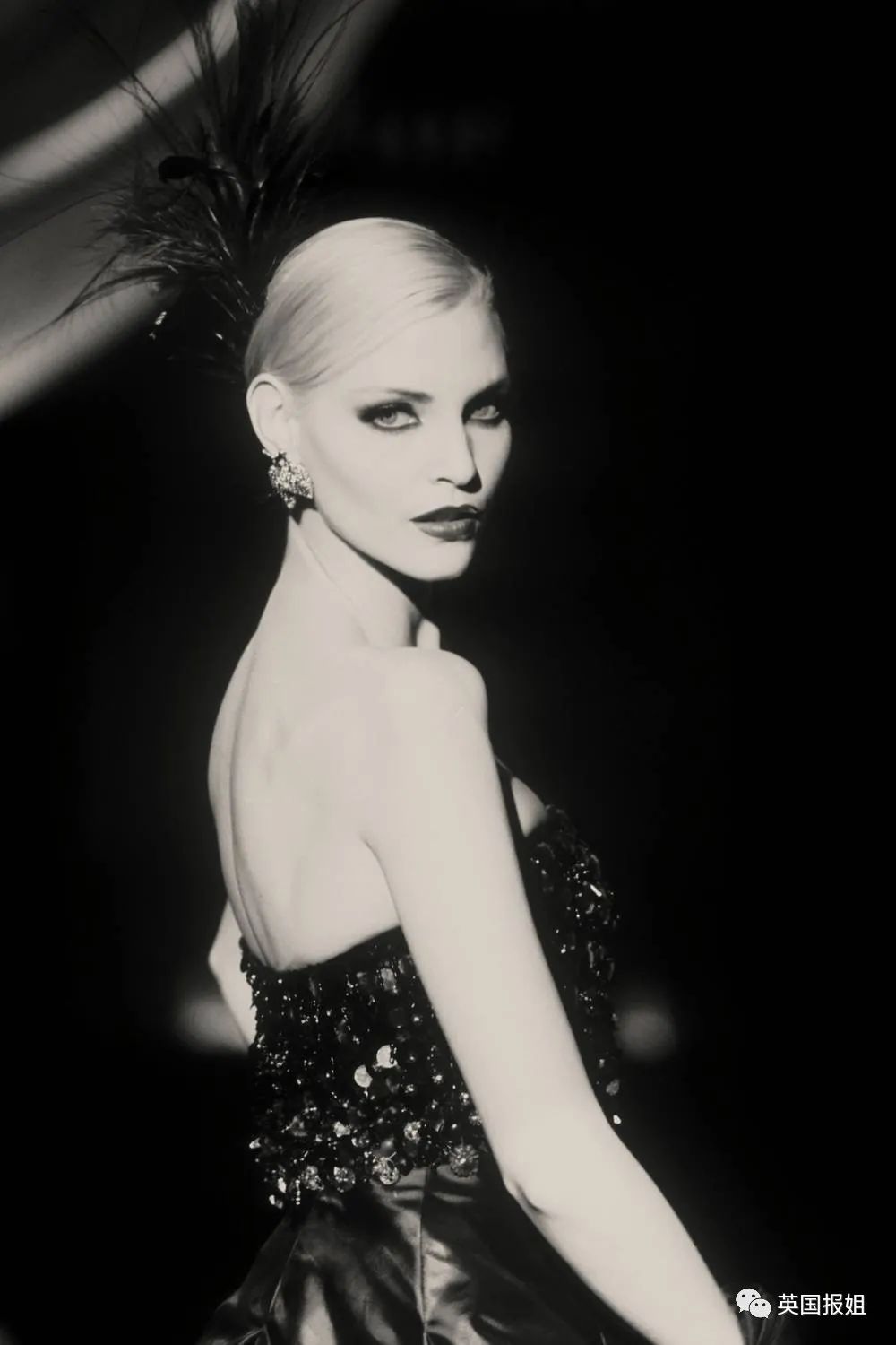 nadja出生在德国,父亲是一名银行家,家庭富裕,生活优渥.