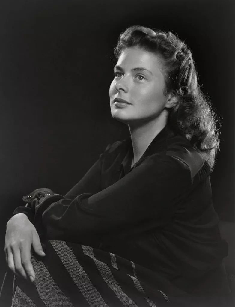 他是"摄影界伦勃朗",拍下无数伟大的时代面孔,每一张都充满了故事