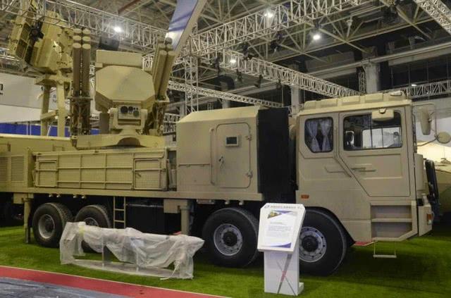 还为打包引进了为数不少的"天龙-12"近程防空导弹,并为其配备了ibis