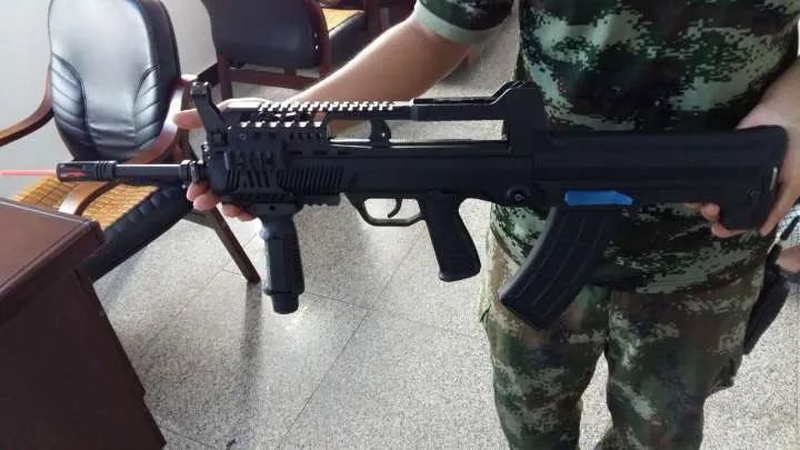 951步枪又出改型95皮轨方案总算告别diy轻武专栏