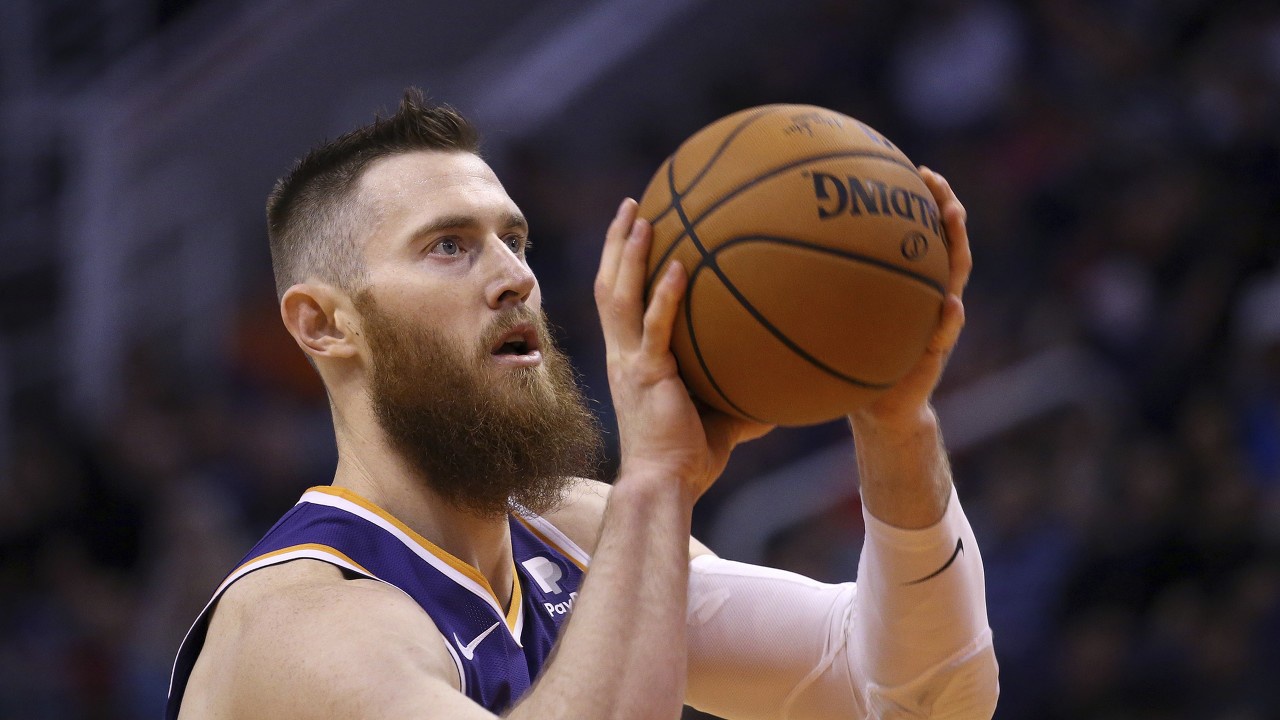 贝恩斯:在nba里 每晚球员的表现都可能有很大不同