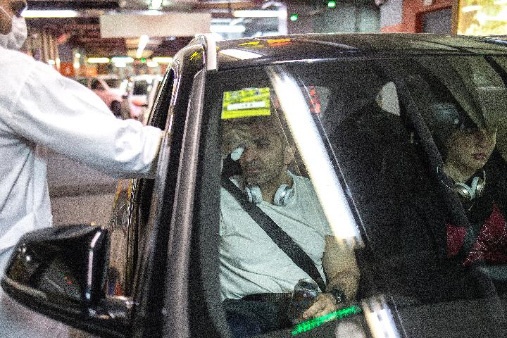 直击 | “德黑兰今天很安静” 伊朗确诊病例逼近五千