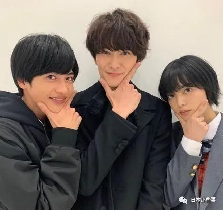 平手友梨奈开启solo活动才华少女未来可期 不协和音 平手友梨奈 欅坂46 新浪娱乐 新浪网 平手友梨奈开启solo活动才华少女未来可期 不协和音 平手友梨奈 欅坂46 新浪娱乐 新浪网