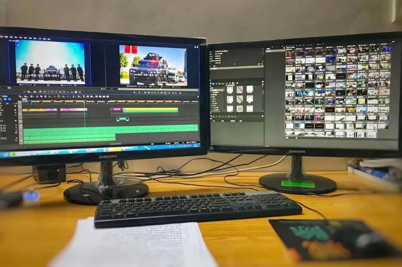 魏清芳进行视频剪辑的工作台虽是"半路出家",但魏清芳刻苦专研,努力