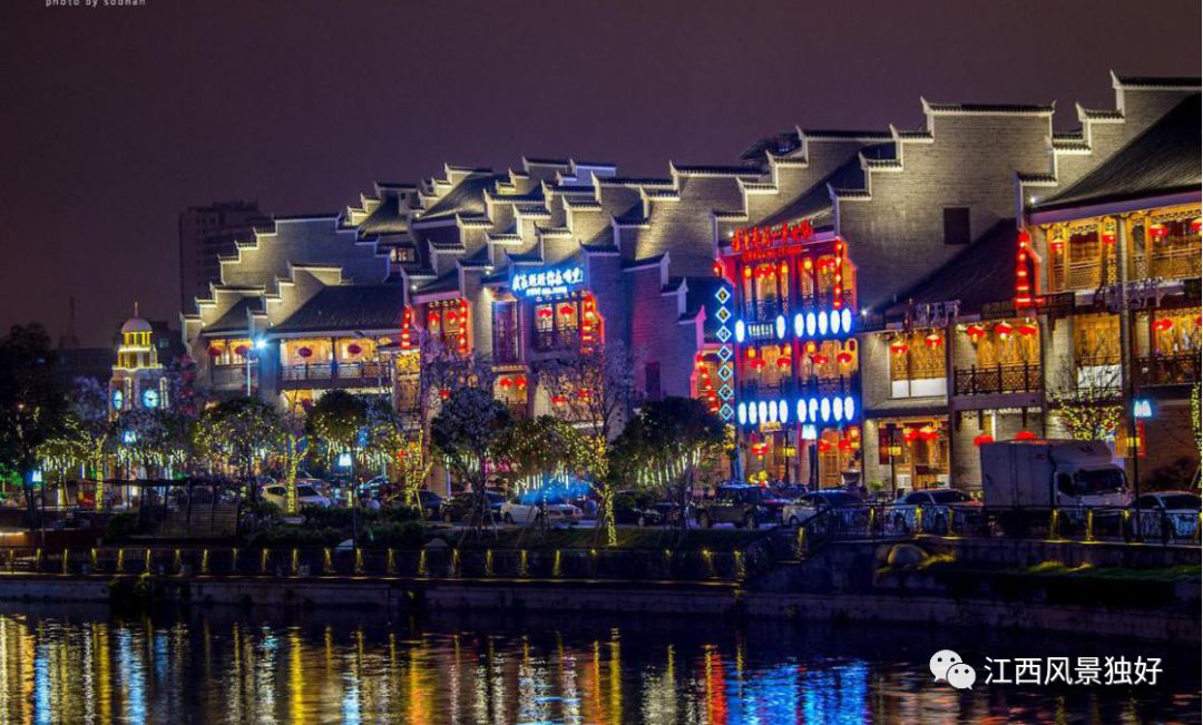 在这条美食街上能品尝到吉安市13个县(市,区)各具特色的美味佳肴,简直