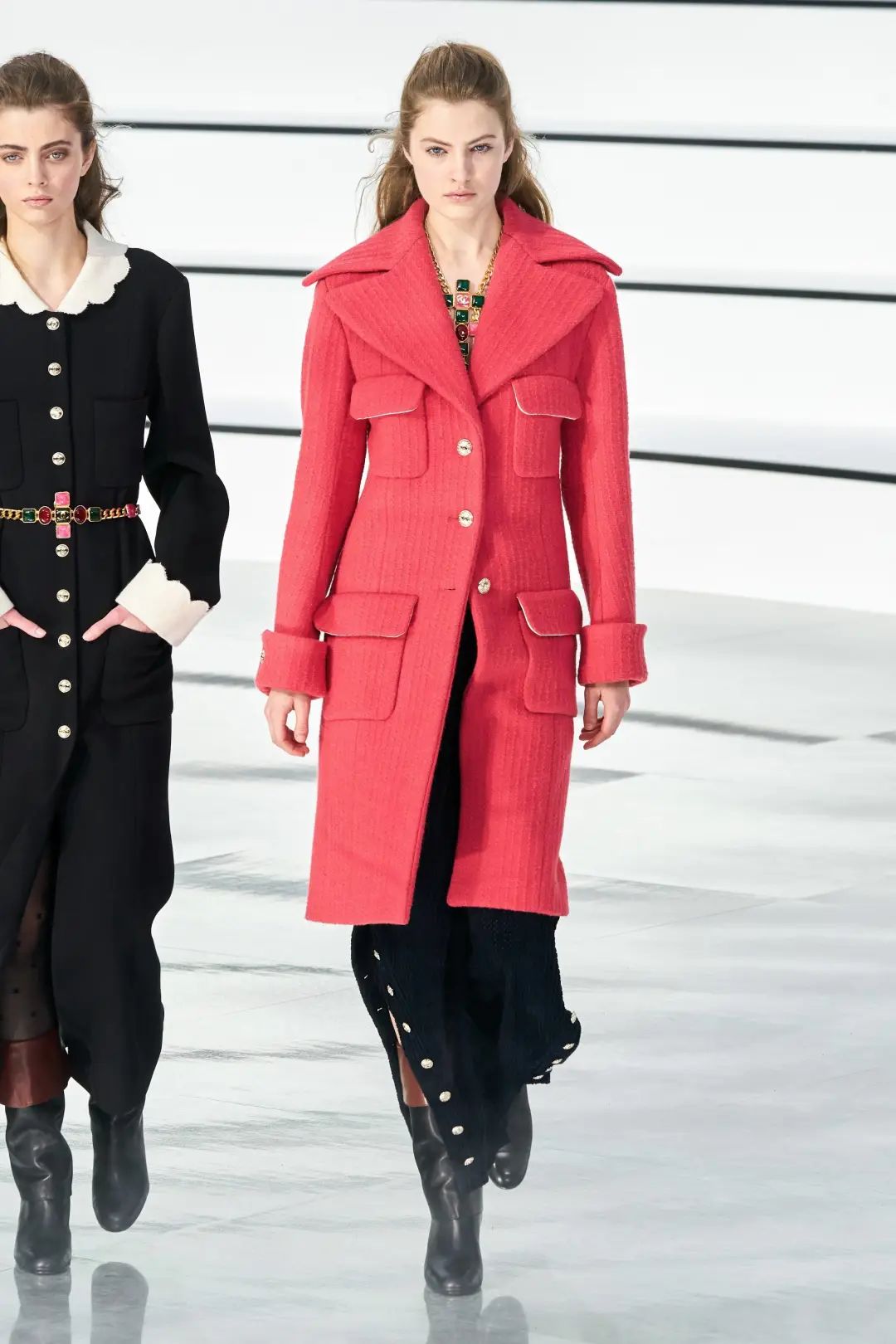 paris | 消灭主义,回归时装