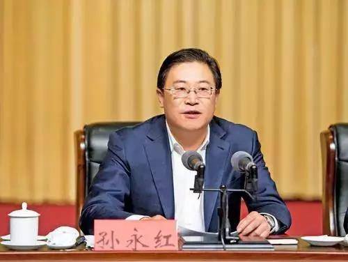 开始了在胶州的仕途,陆续担任胶州市委组织部部长,胶州市副市长,胶州