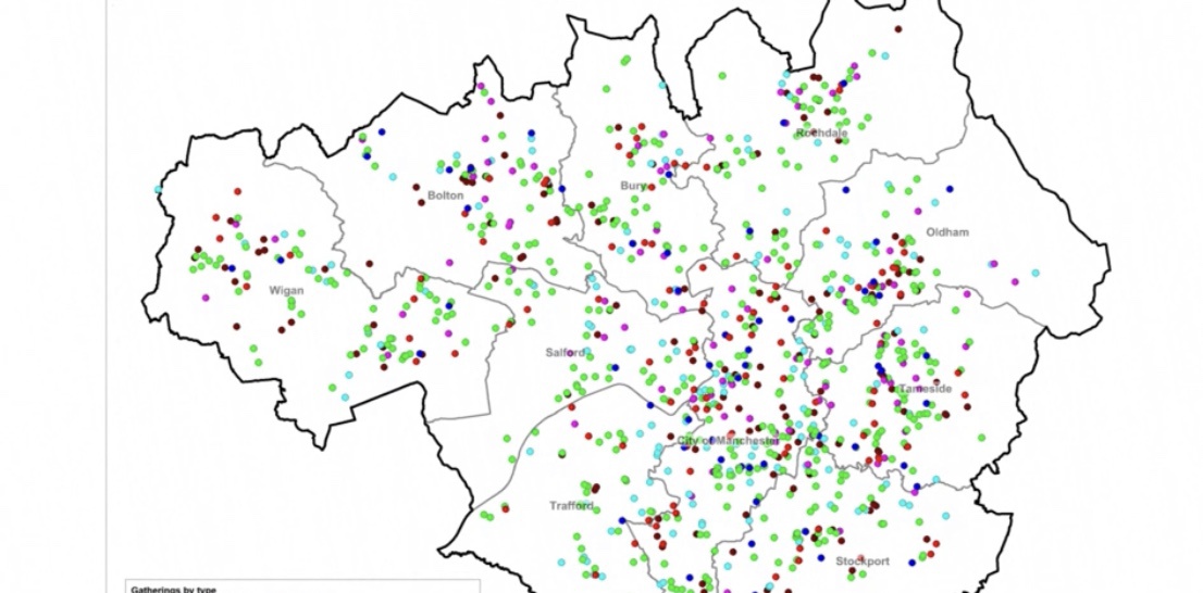 △网图：绿色圆点代表494个家庭聚会，棕色圆点代表166个街头派对