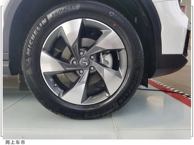 传祺GS8S到店实拍 直瀑格栅更运动 15天后上市