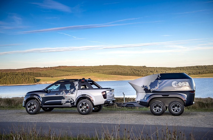 日产纳瓦拉Dark Sky版国内亮相  配2.3T动力及专属拖车