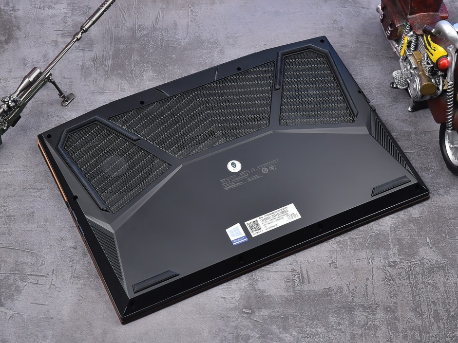 十代酷睿super独显雷神911pro晖金2代图赏