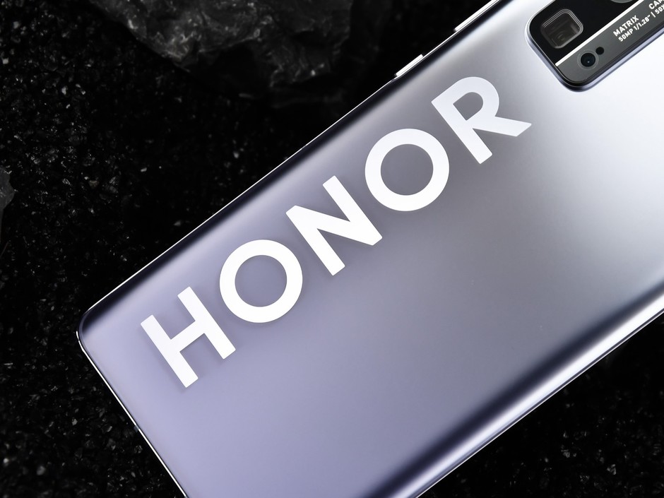 光影之美一瞬倾心荣耀30pro钛空银图赏