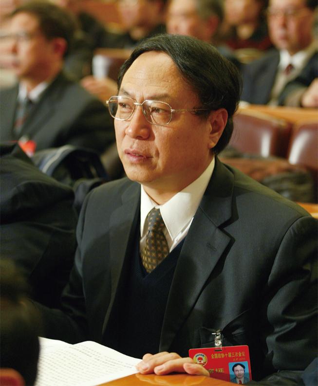 26%股份价值129.64亿元,两子女吴相君,吴瑞合计持股2